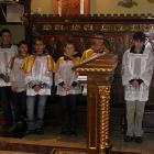 Starsi ministranci z radością przyjęli nowych kolegów do swojej wspólnoty