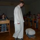 Pantomima - "Oddaj grzech swój Jezusowi - pomoże Ci!"